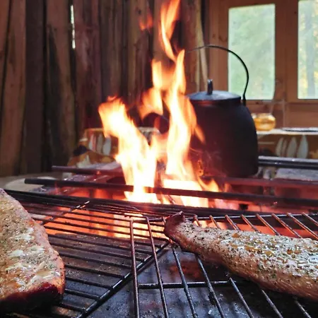 Koskimoekki- Vaikon Loma 3 By Interhome